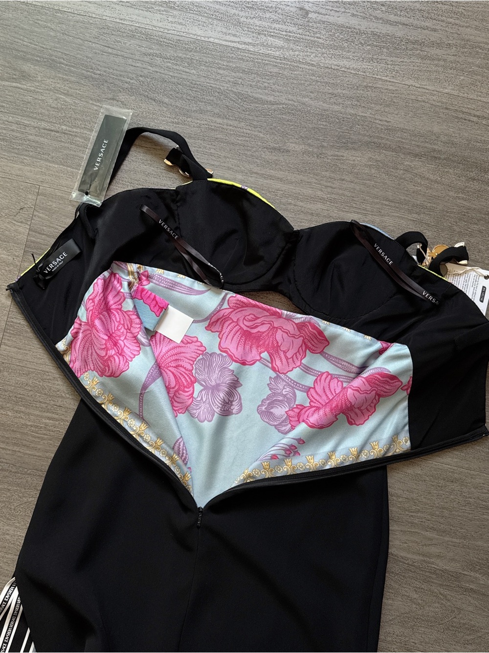 Versace Printed Twill Silk Crepe de Chine Acid Print - Picture 9 of 12